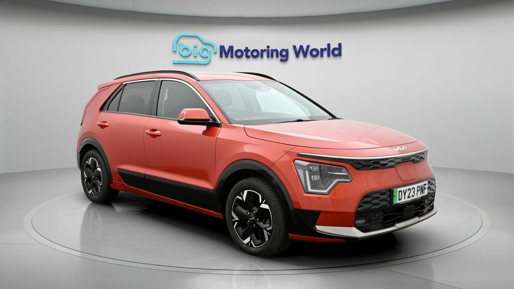 Kia Niro 3 Orange