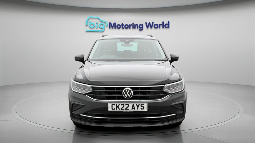Volkswagen Tiguan Active Grey #2