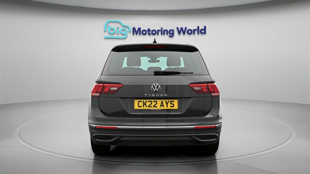 Volkswagen Tiguan Active Grey #6
