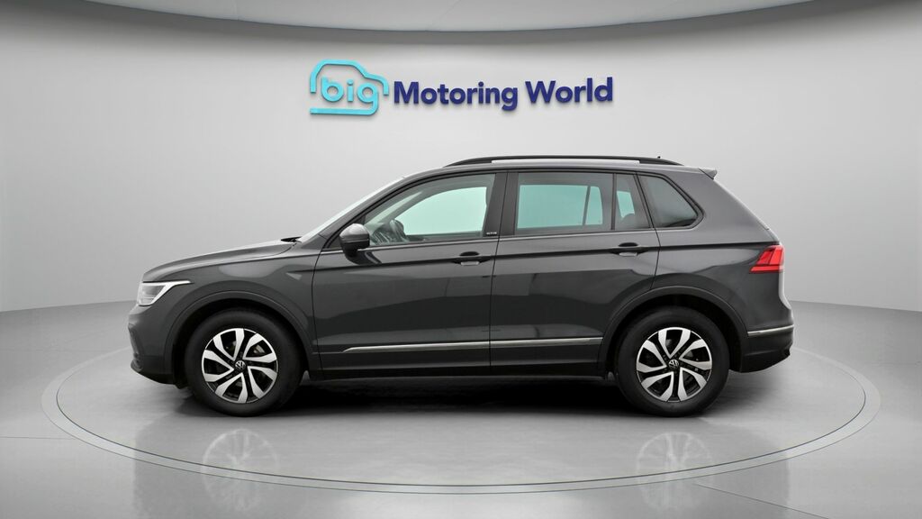 Volkswagen Tiguan Active Grey #4