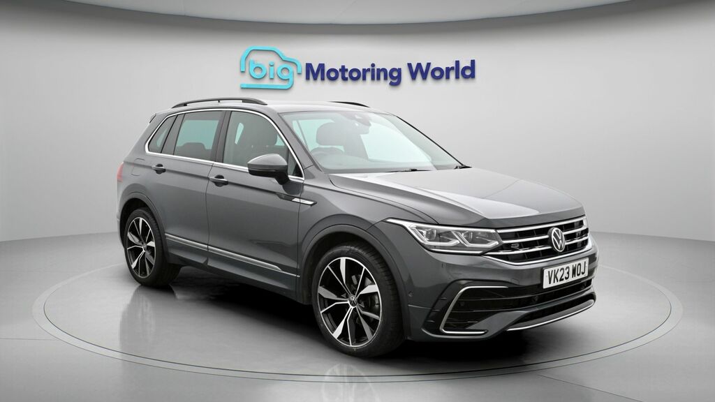 Volkswagen Tiguan R-line Grey
