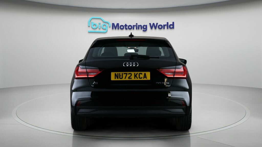 Audi A1 Technik NU72KCA Black #6