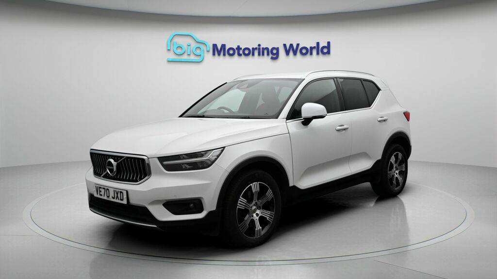 Volvo XC40 Inscription White #3