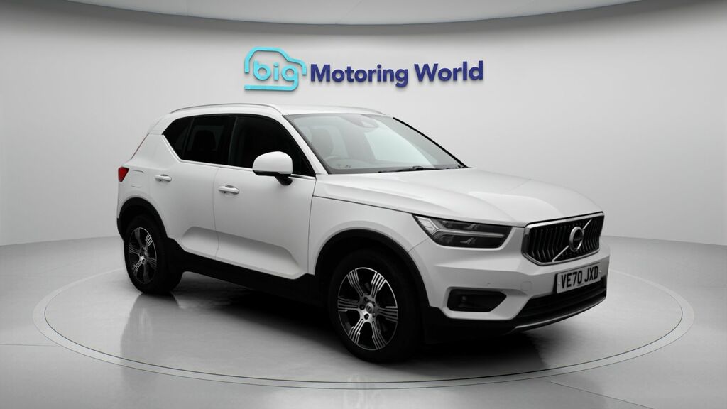 Volvo XC40 Inscription White