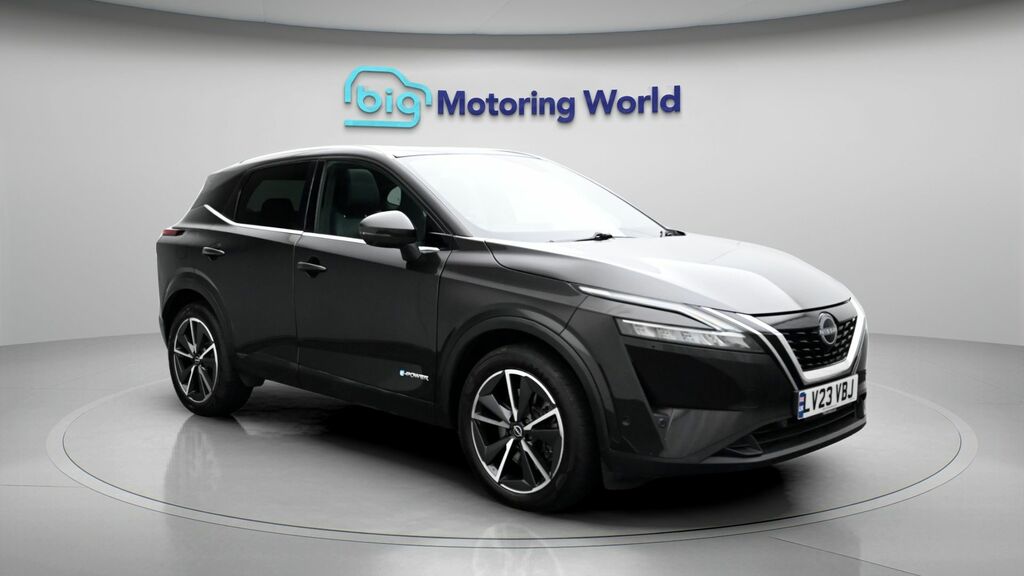 Nissan Qashqai Tekna LV23VBJ Black