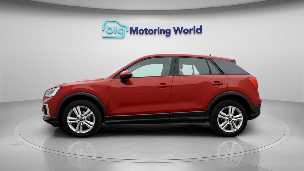 Audi Q2 Sport CU23UCN Red #4