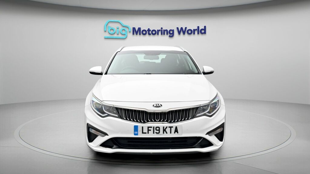 Kia Optima 2 White #2