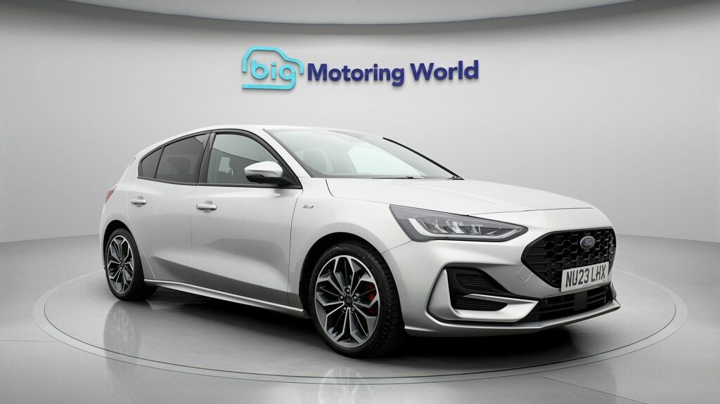 Ford Focus St-line X Silver
