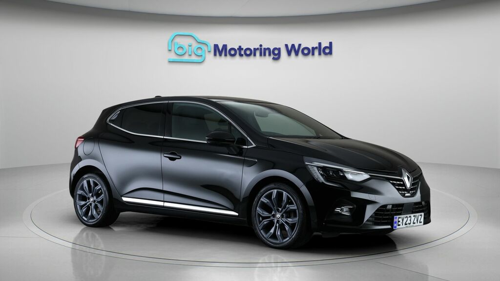 Renault Clio Techno Black