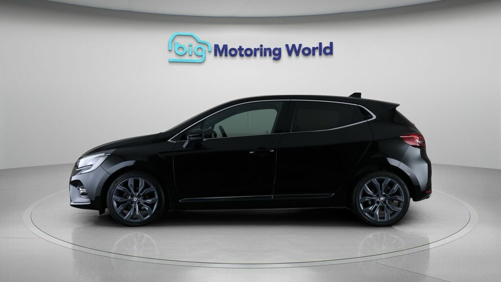 Renault Clio Techno Black #4