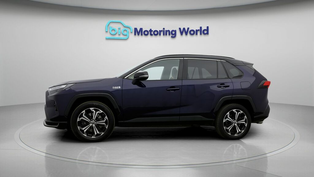 Toyota Rav 4 Dynamic Black #3
