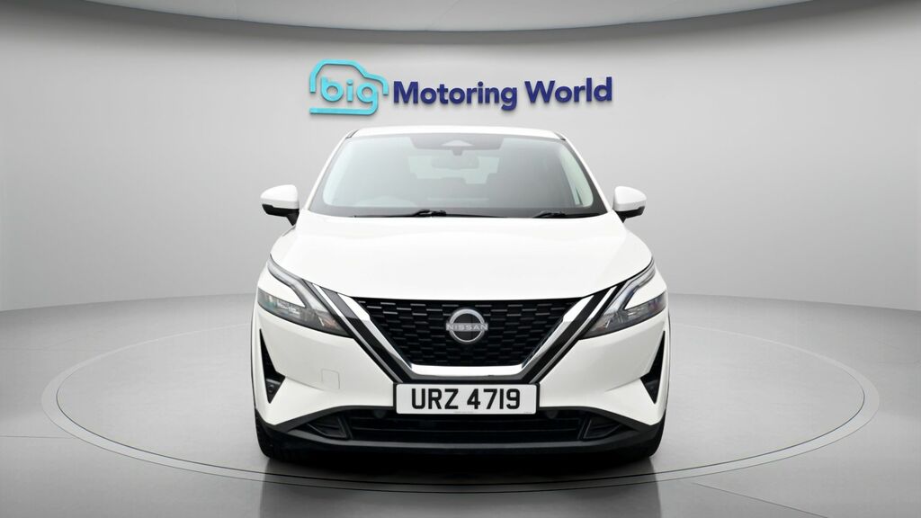 Nissan Qashqai N-connecta URZ4719 White #2