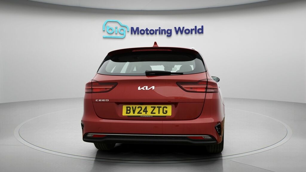 Kia Ceed 2 Red #6
