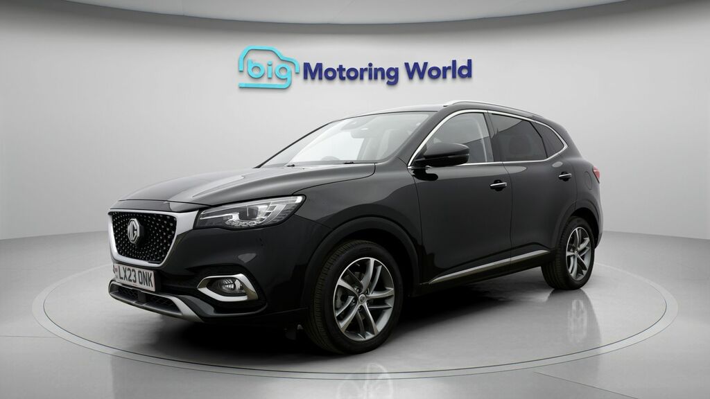 MG HS Exclusive LX23ONK Black #3