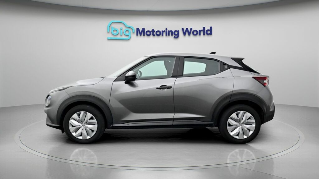 Nissan Juke Acenta Premium EY25NKK Grey #4