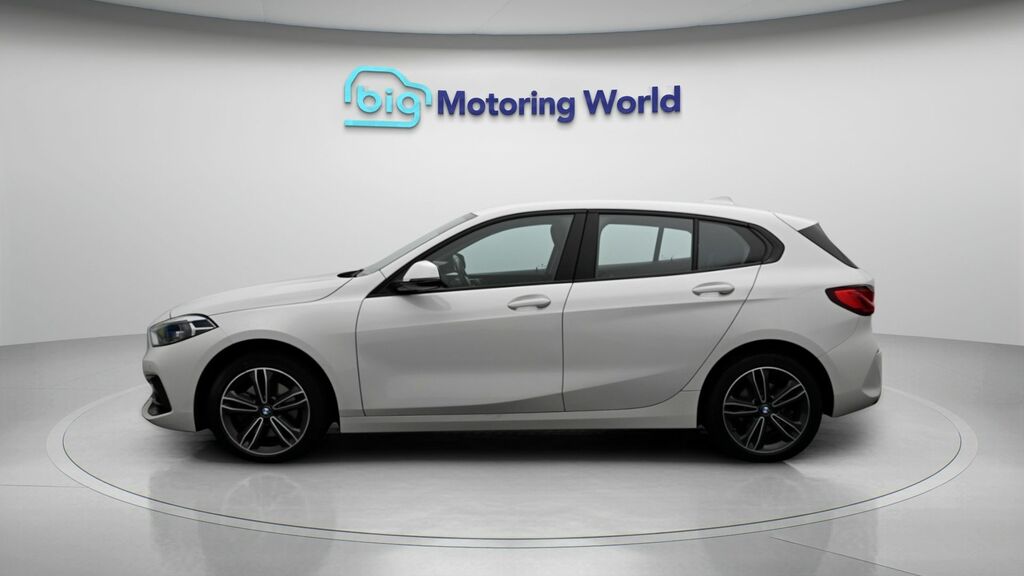 BMW 1 Series Sport White #4