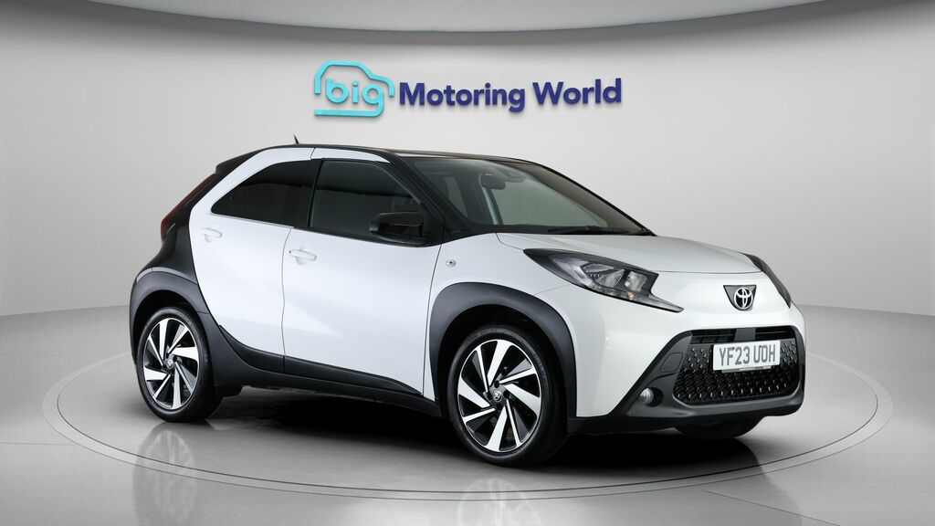 Toyota Aygo X Edge White