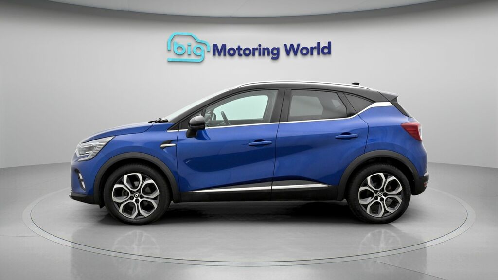 Renault Captur Techno SH72WKP Black #4
