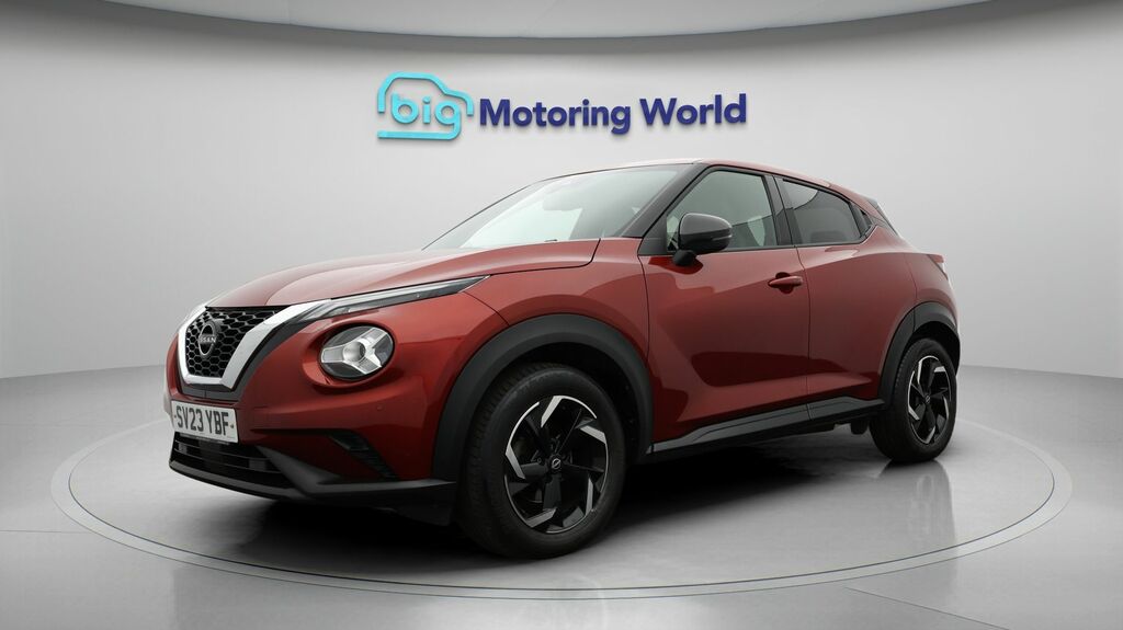 Nissan Juke N-connecta SV23YBF Red #3