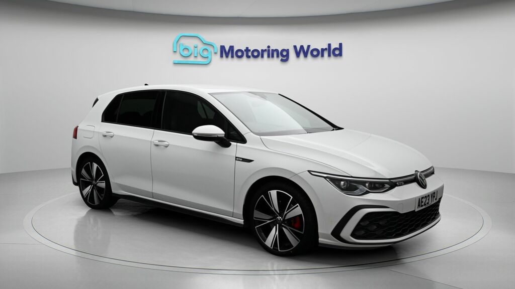 Volkswagen Golf Gtd White