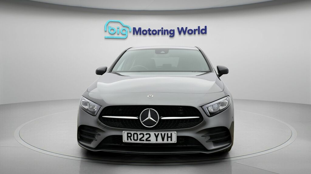 Mercedes-Benz A Class Amg Line Edition RO22YVH Grey #2