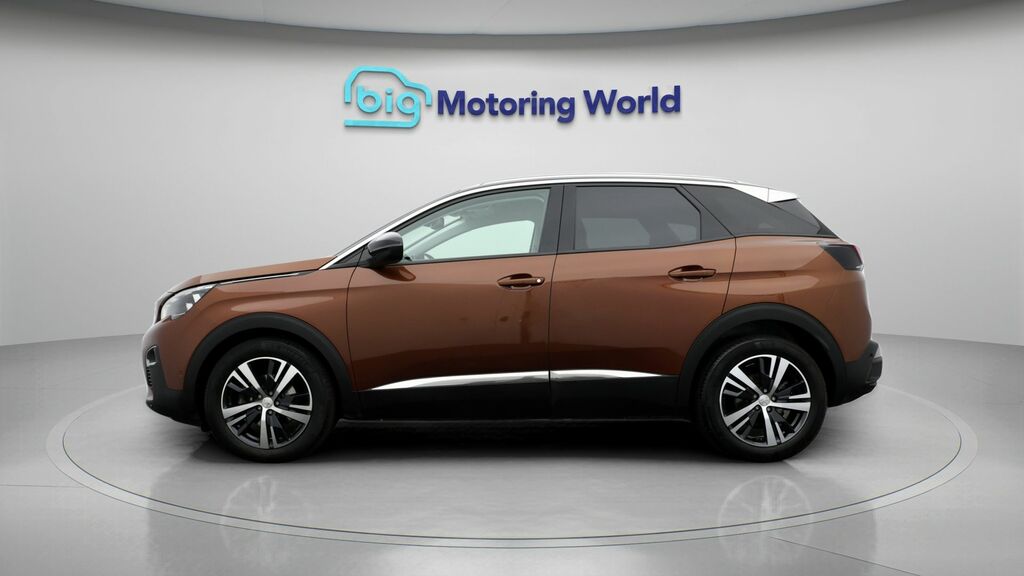 Peugeot 3008 Allure Brown #4