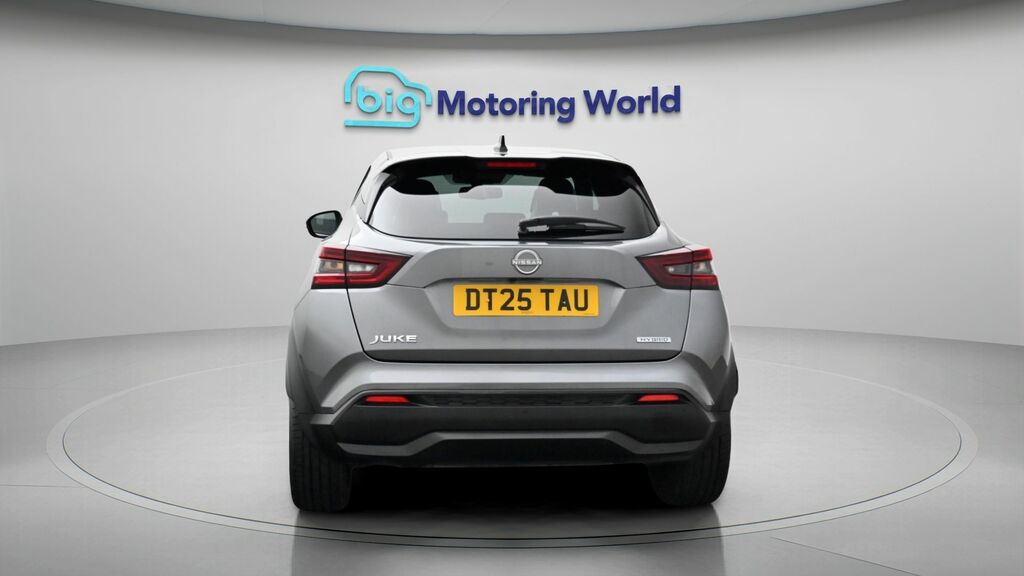 Nissan Juke Tekna Grey #6