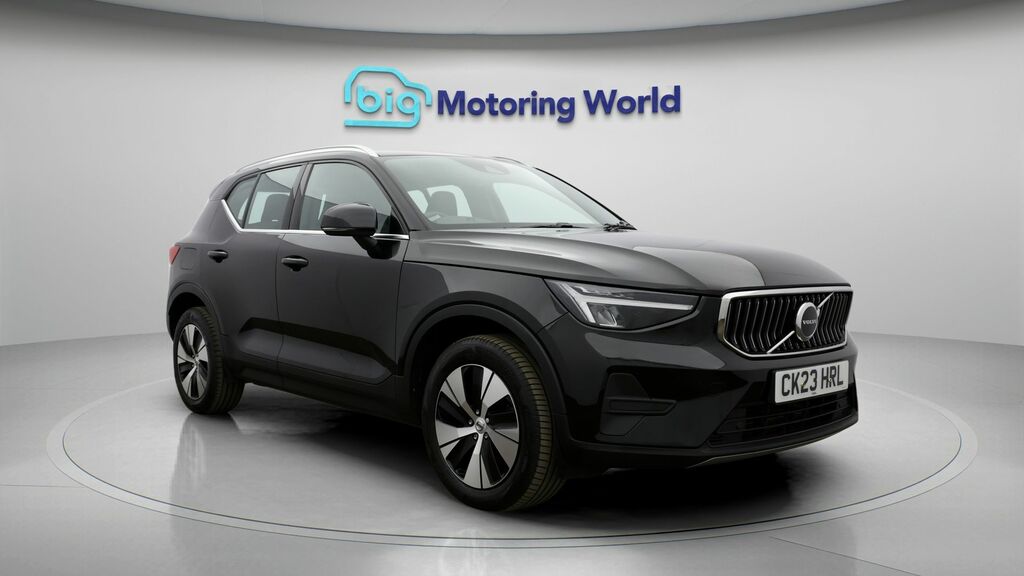 Volvo XC40 Core Black