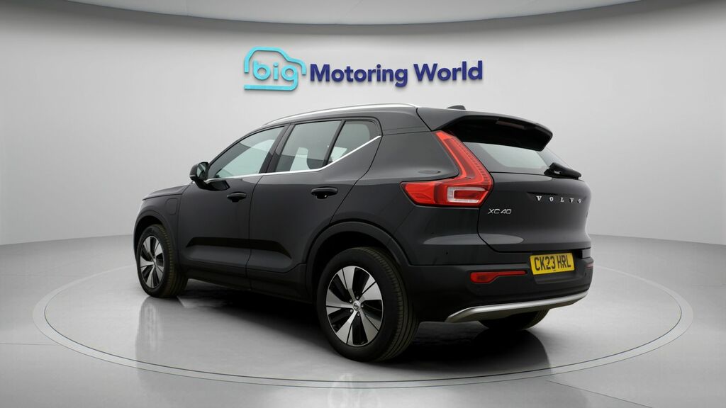 Volvo XC40 Core Black #5