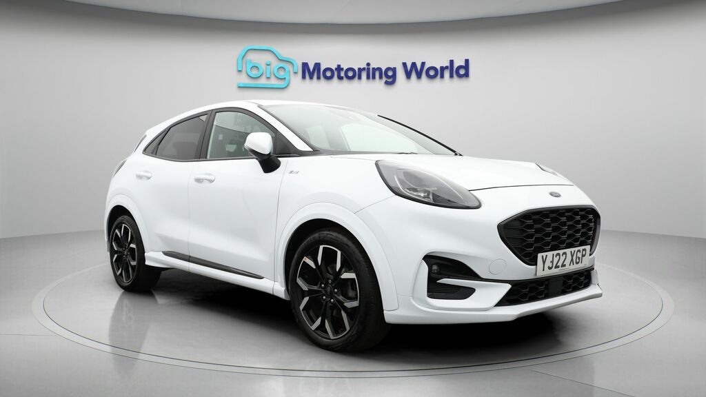 Ford Puma St-line X YJ22XGP White