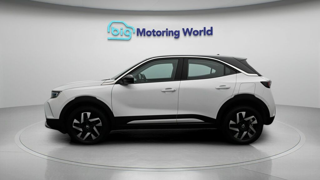 Vauxhall Mokka Elite Edition DU22YYT White #4