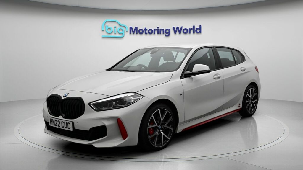 BMW 1 Series Unknown White #3