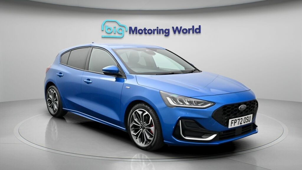 Ford Focus St-line Vignale Blue