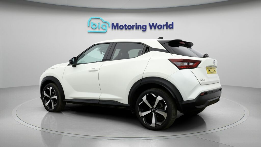 Nissan Juke Tekna YH22LYX White #5
