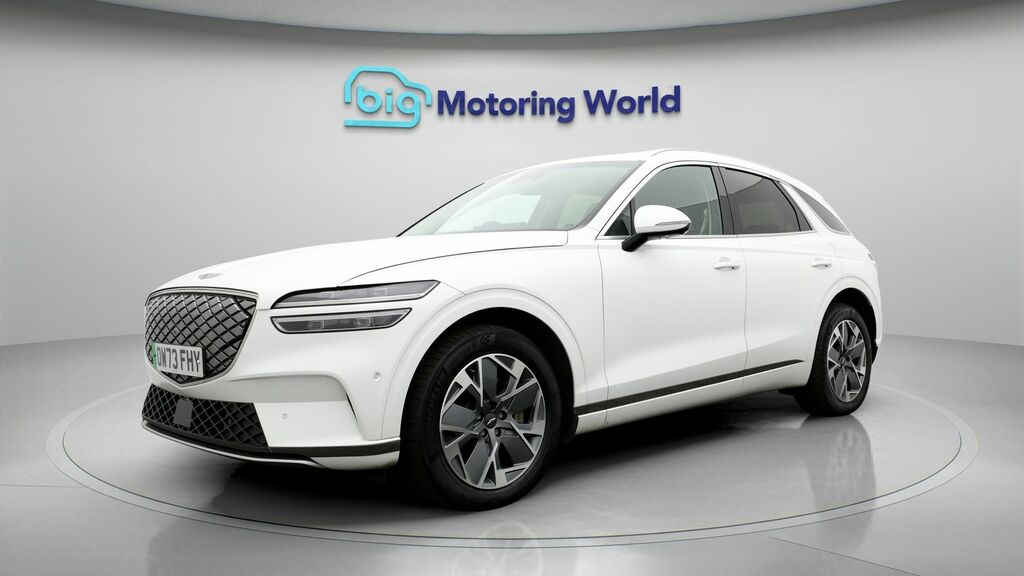 Genesis GV70 Sport White #3