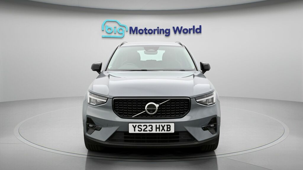 Volvo XC40 Plus Dark YS23HXB Grey #2