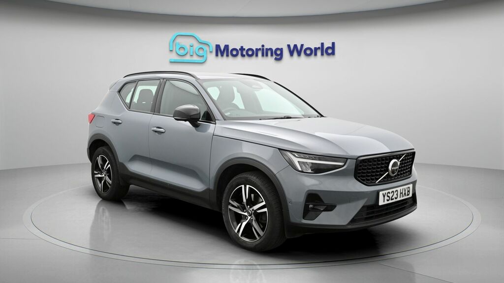 Volvo XC40 Plus Dark Grey