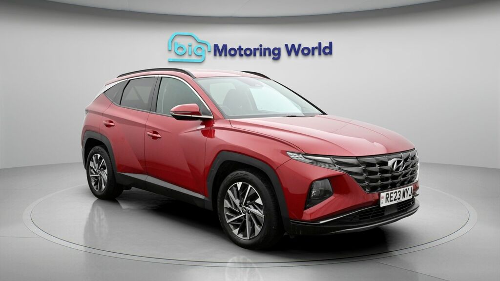 Hyundai Tucson Premium Red