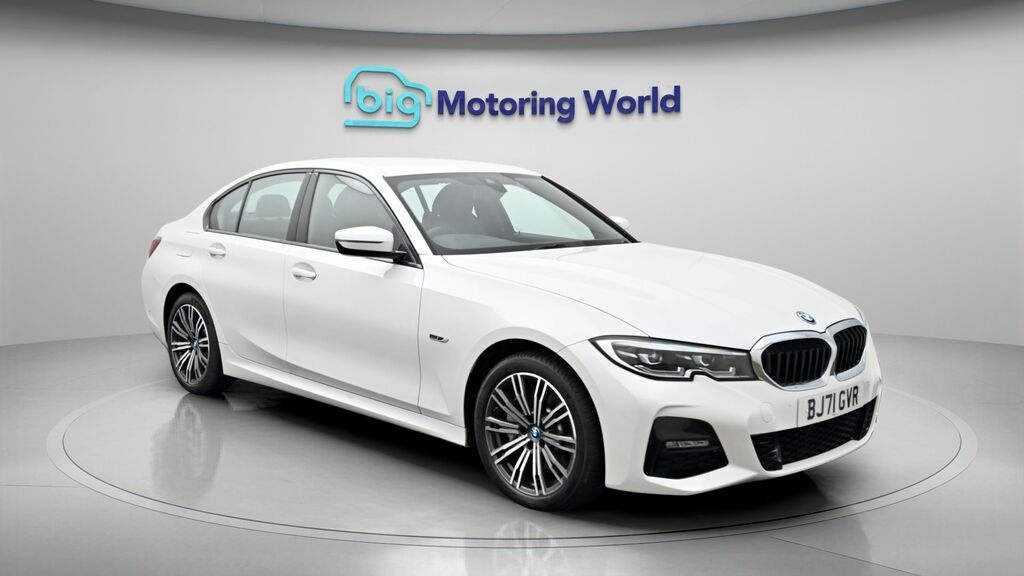 BMW 3 Series M Sport White