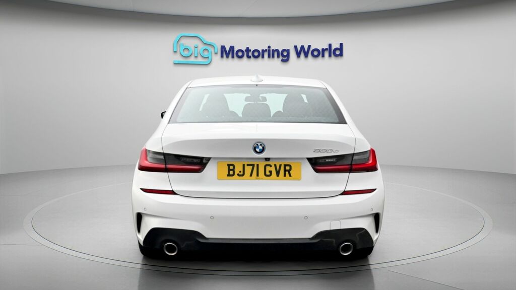 BMW 3 Series M Sport BJ71GVR White #6