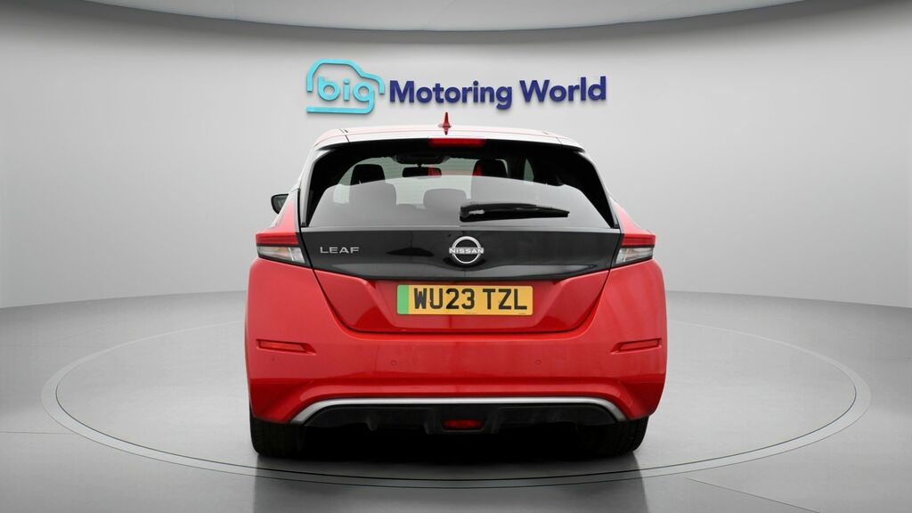 Nissan Leaf Tekna WU23TZL Red #6