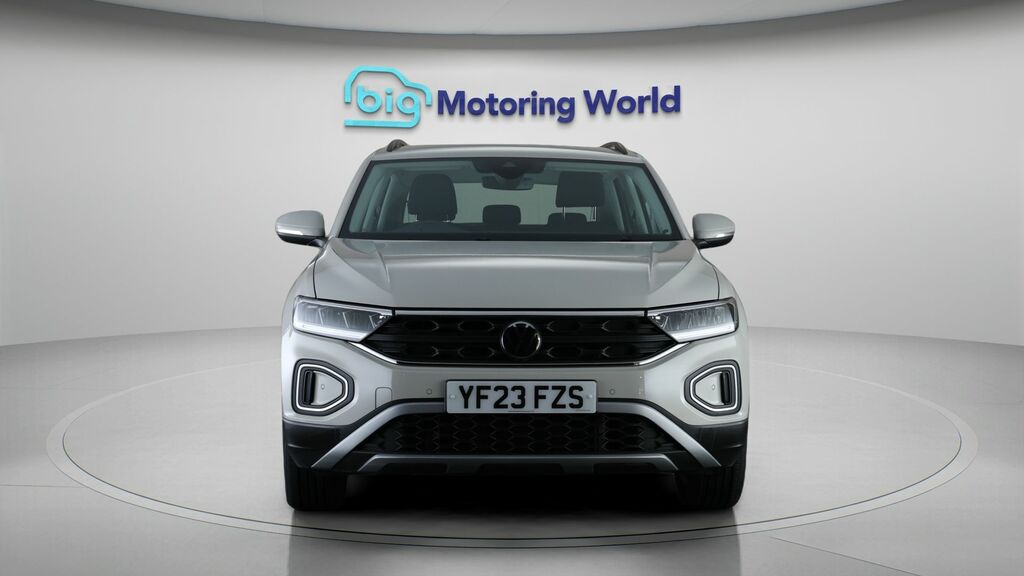 Volkswagen T-Roc Life YF23FZS Grey #2
