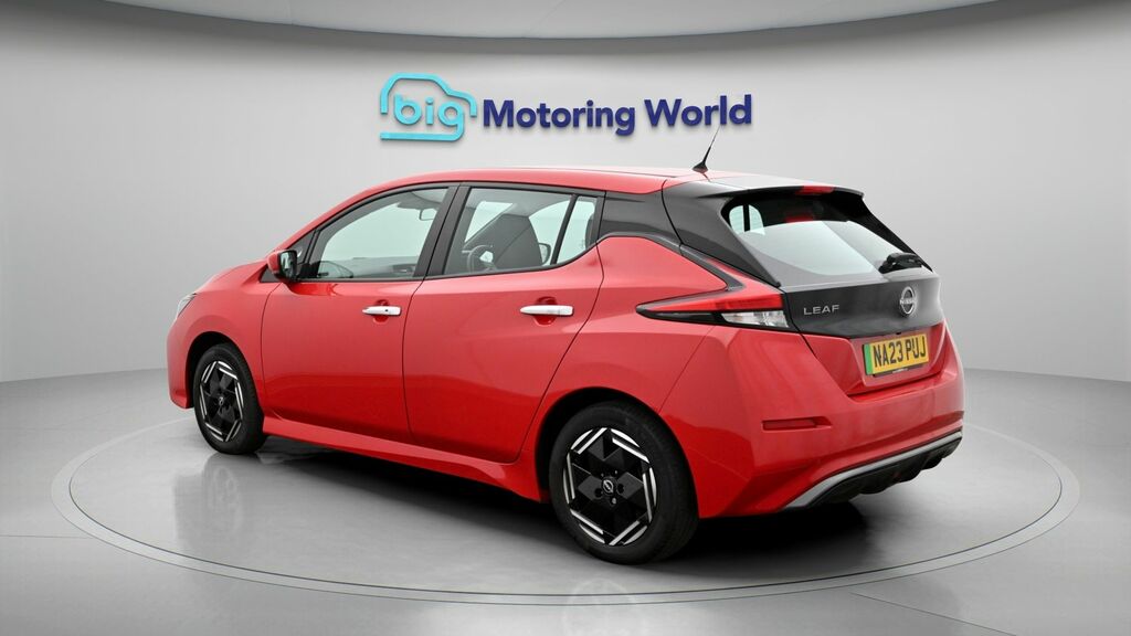 Nissan Leaf Acenta Red #5