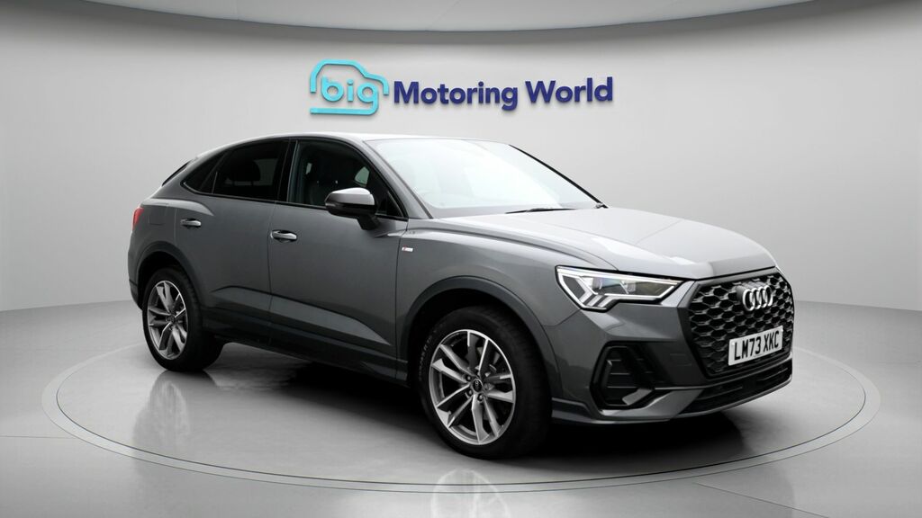 Audi Q3 Vorsprung Grey