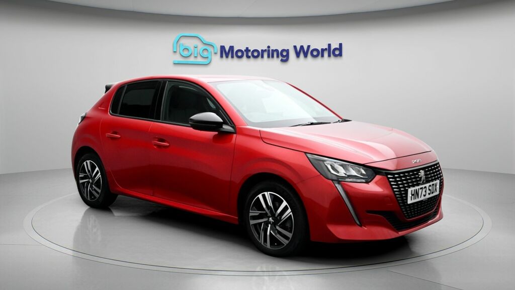 Peugeot 208 Allure Premium Red