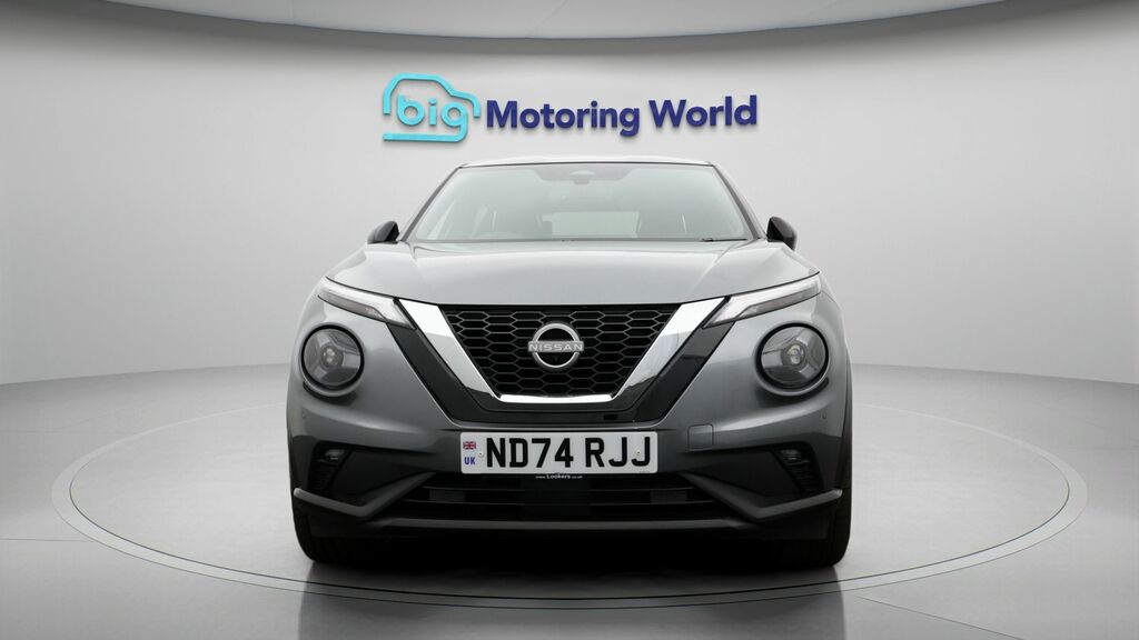 Nissan Juke Tekna Grey #2