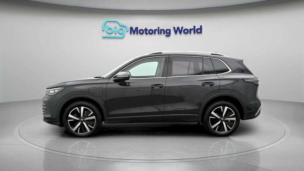 Volkswagen Tiguan Elegance AK75FGG Grey #4