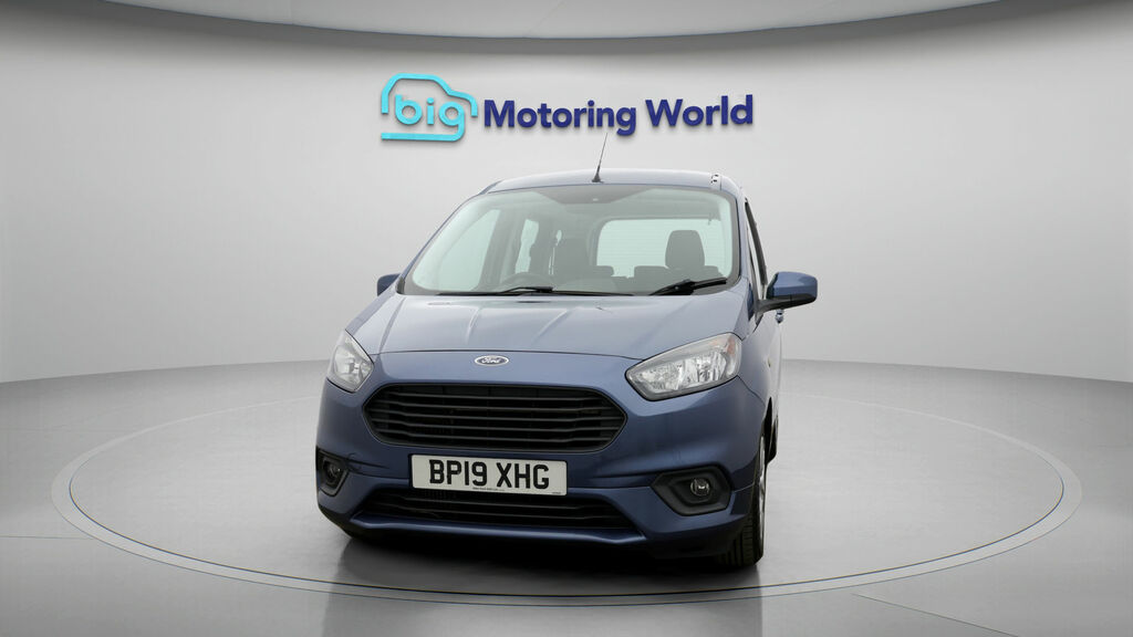 Ford Tourneo Courier Zetec Blue #2