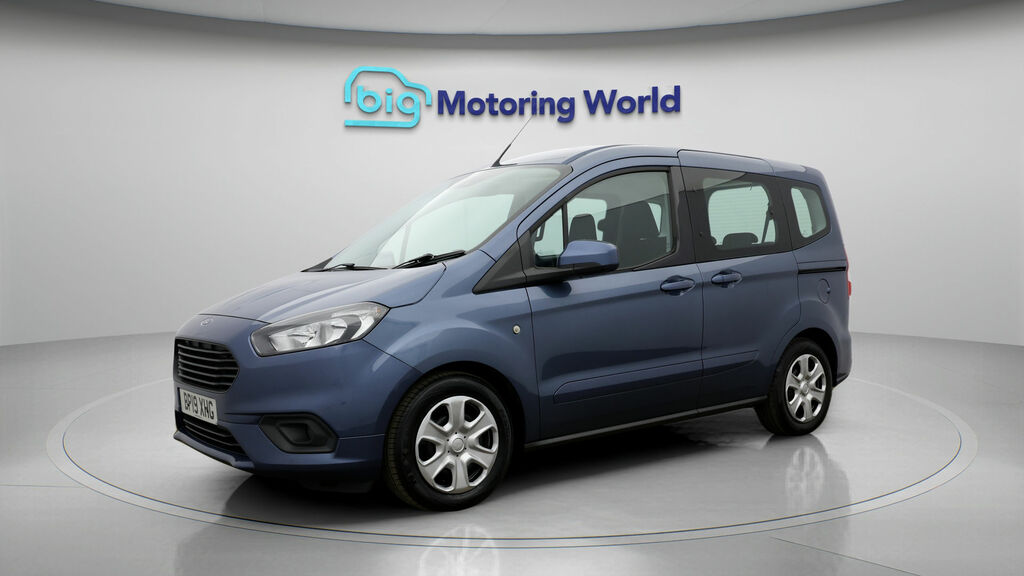 Ford Tourneo Courier Zetec Blue #3