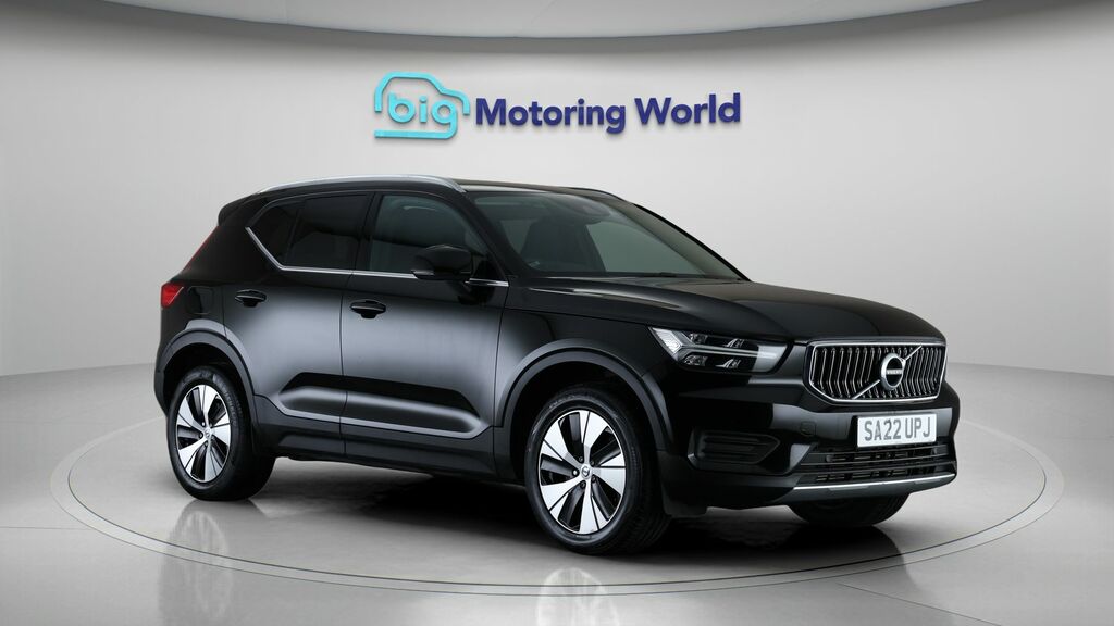 Volvo XC40 Core Black